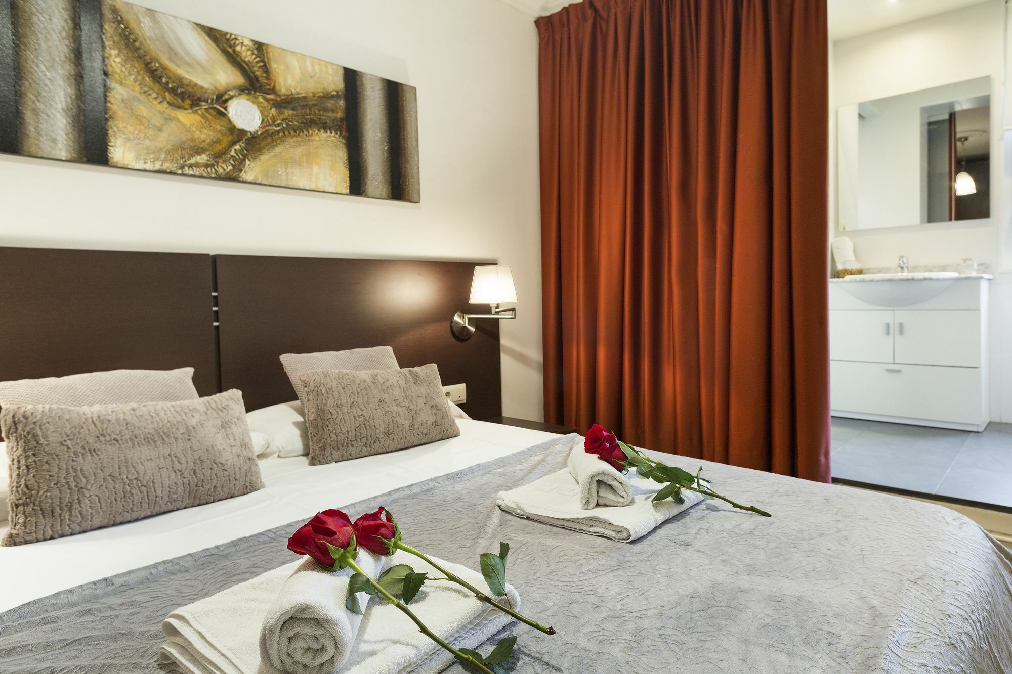 Habitat Apartments Ava 2 Barcelona Ngoại thất bức ảnh